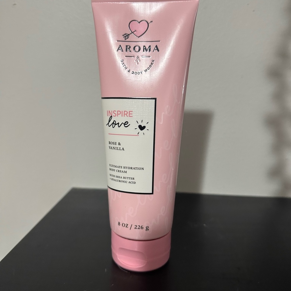 bath and body works AROMA Pink Body Cream